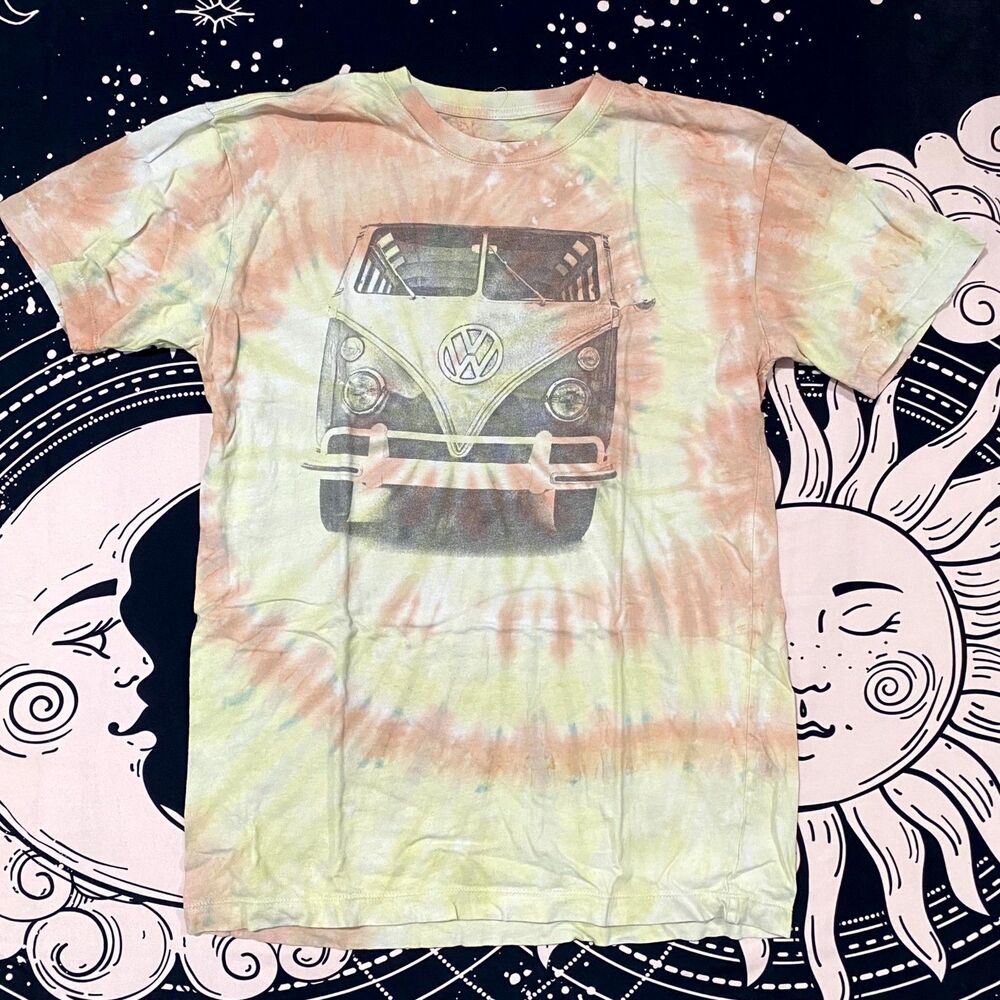 Volkswagen Officially Licensed VW Bus T-Shirt Men M Yellow Tie Dye Casual Summer
